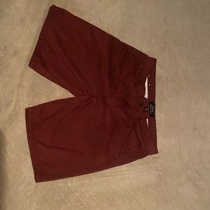 Men’s size 38 maroon urban heritage shorts